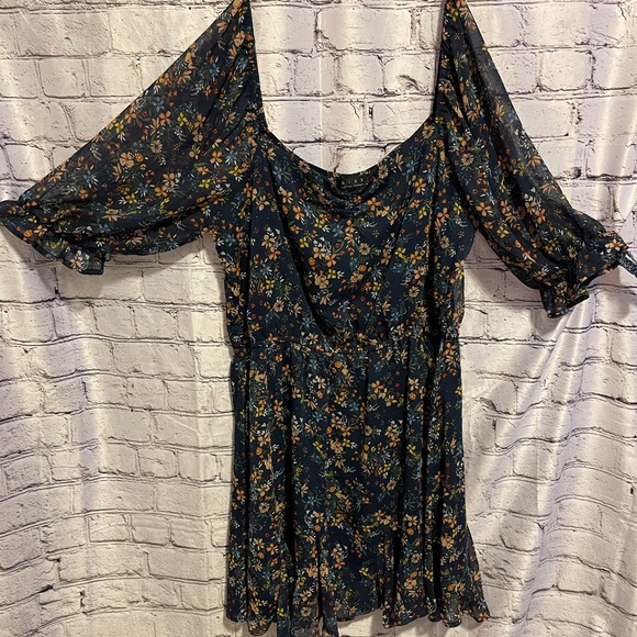 Franchescas XL dress - Picture 1 of 6